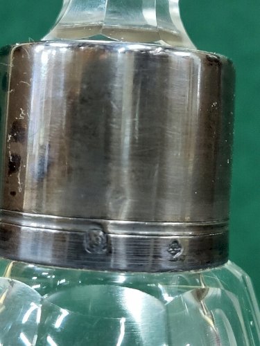 CARAFE OU FLACON EN CRISTAL ET ARGENT MASSIF POINCON MINERVE