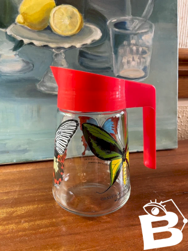Carafe papillons vintage