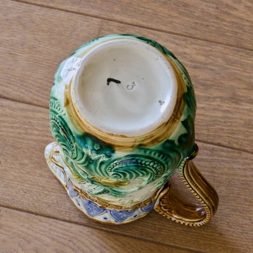 Carafe pichet en barbotine de lEst du XIXe siècle