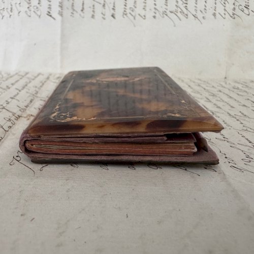 Carnet de bal en écaille ornementée de marqueterie XIXe Napoléon III M4092