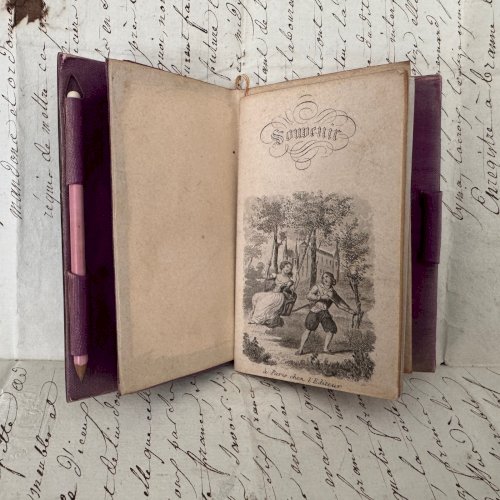 Carnet de bal en écaille ornementée de marqueterie XIXe Napoléon III M4092