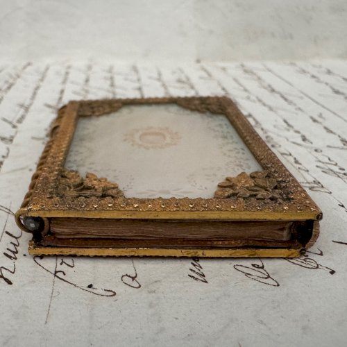 Carnet de bal en nacre et pomponne début XIXe Restauration Charles X M4095