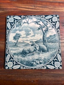 Old Gien ceramic tile