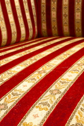 Causeuse Récamier en tissu de soie