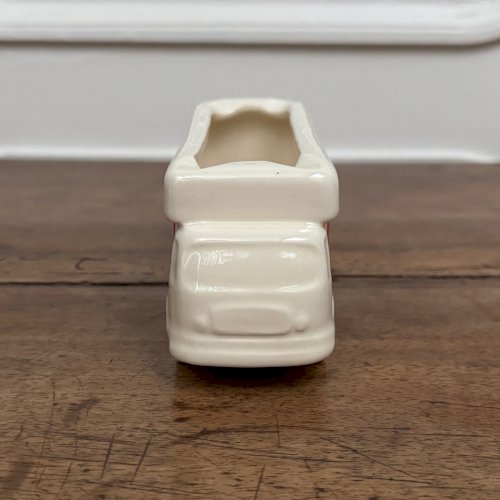 Cendrier Bretagne Déménagements décor de camion fond blanc par Publidéal M3943