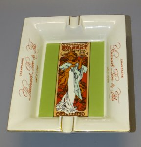-CENDRIER CHAMPAGNE RUINART PERE & FILS  décor MUCHA FAIENCE PROCERAM VITRINE  D