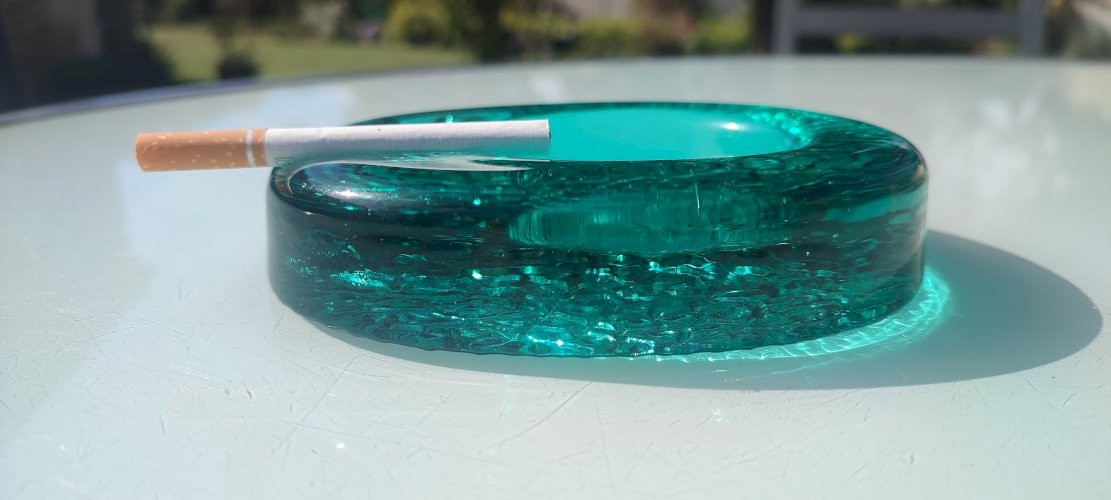 Cendrier d'art Kosta Boda Verre massif émeraude ca.1970