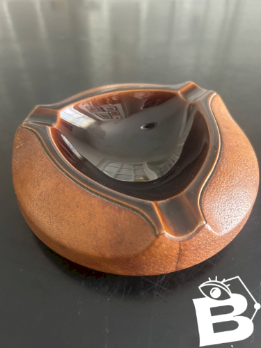 cendrier en céramique et cuir Longchamp