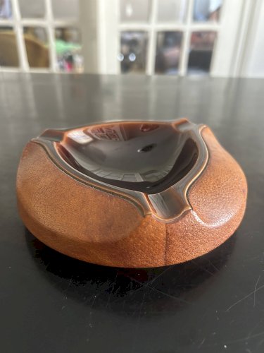 cendrier en céramique et cuir Longchamp