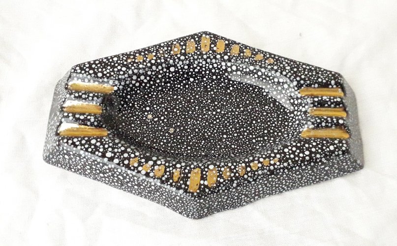 Cendrier en céramique Forah