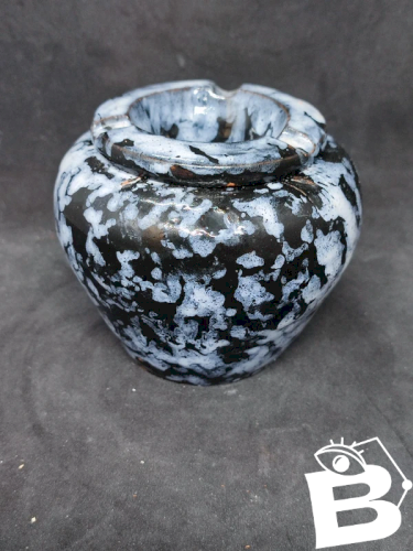 cendrier en ceramique original style fat lava années 70 en deux parties en bon etat