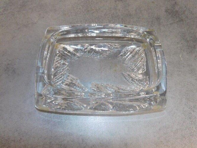 CENDRIER EN CRISTAL BLANC