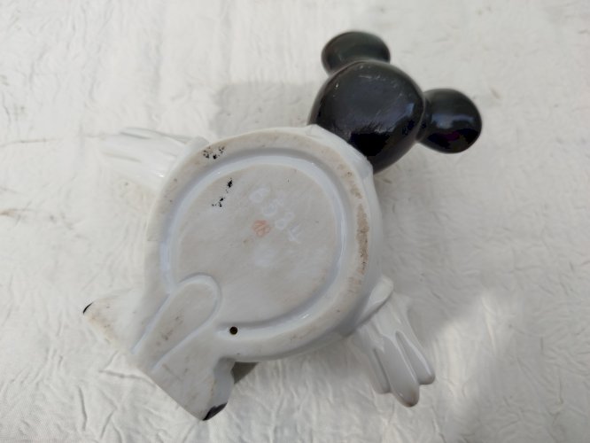 cendrier Michey avant guerre, avant 1940, porcelaine noir et blanc 