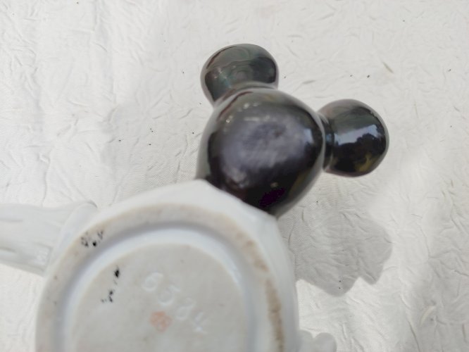 cendrier Michey avant guerre, avant 1940, porcelaine noir et blanc 