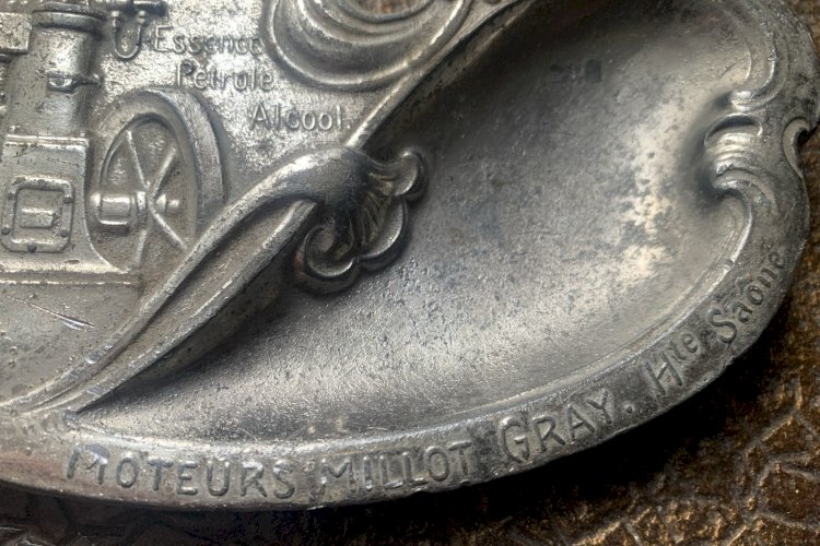 Cendrier publicitaire automobile moteur Millot à Gray gaz essence pétrole alcool