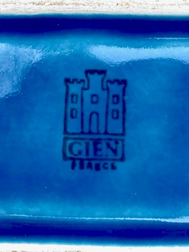 Cendrier publicitaire Gauloises longues, porcelaine de Gien