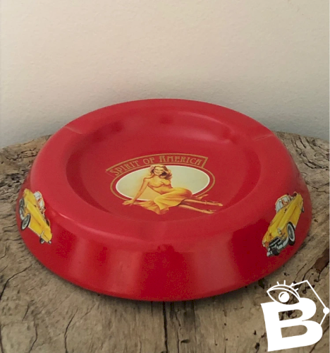 Cendrier publicitaire rétro vintage en métal