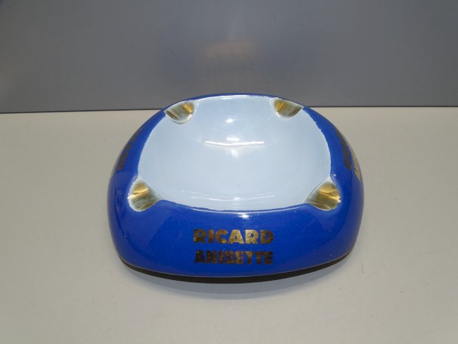 -CENDRIER PUBLICITAIRE RICARD ANISETTE CERAMIQUE RICARD COLLECTION VITRINE  D
