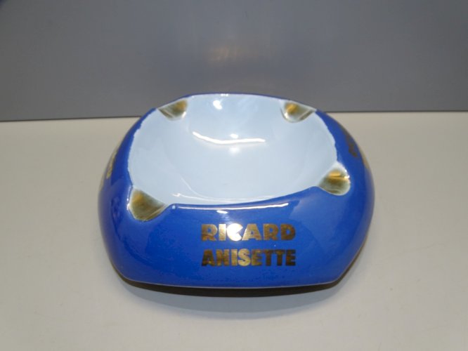 -CENDRIER PUBLICITAIRE RICARD ANISETTE CERAMIQUE RICARD COLLECTION VITRINE  D