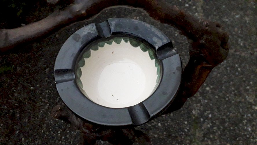 Cendrier sur pied cep de vigne