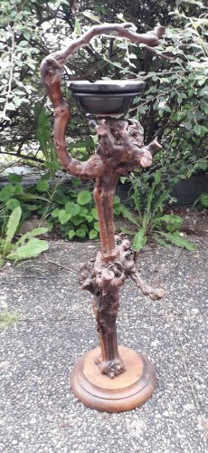 Cendrier sur pied cep de vigne