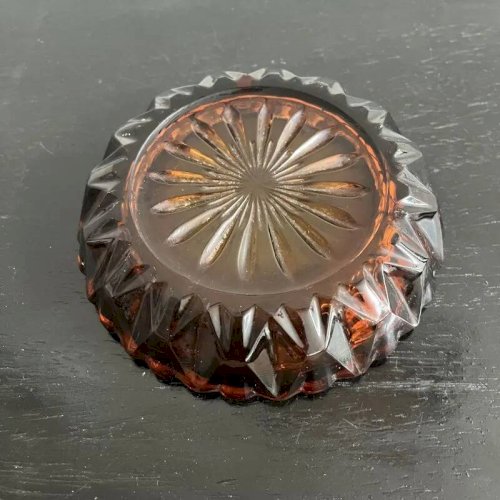 Cendrier verre ambré