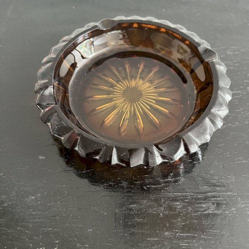 Cendrier verre ambré