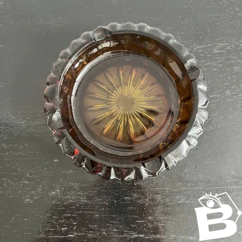 Cendrier verre ambré