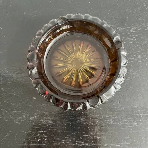 Cendrier verre ambré