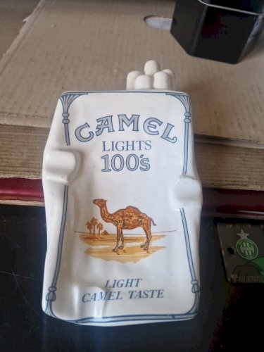 cendrier vide poche grand modele camel filters 8 x 16 cm