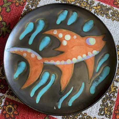 céramique de Vallauris 1955 atelier Cerenne Monique Pansier décor au poisson