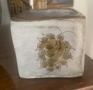 Céramique de Vallauris 1960's petit cache pot vase signé Alain Maunier
