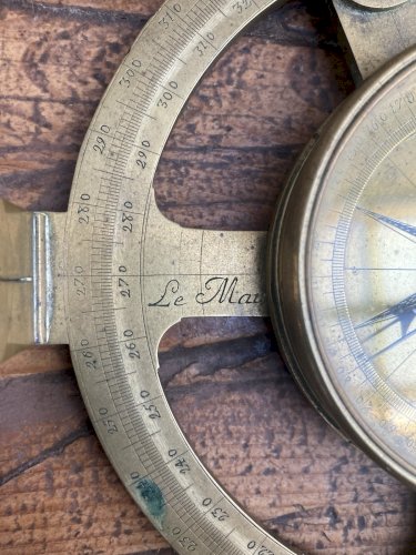 Cercle D Arpentage Boussole Marine Circa 1740 France Fleur De Lys  Laiton Mesure