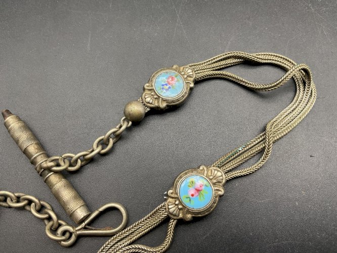 Chaine de Montre CHATELAINE en Argent et Email avec clé XIXème