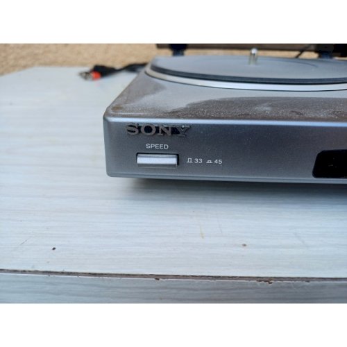 Chaine Sony Cassette , Radio , CD et Tourne disque