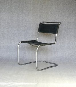 Chaise B 33  "cantilever"  Thonet 1930 estampillée , Eisengarn (Coton) d'origine
