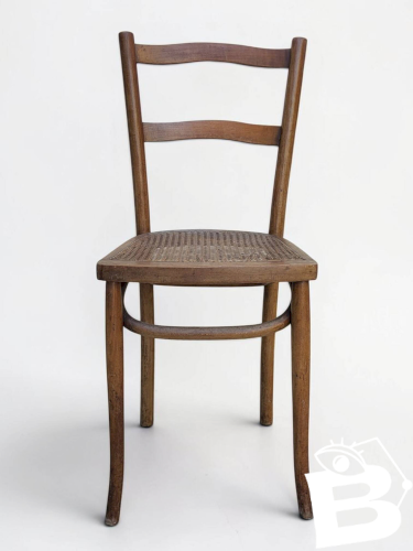 Chaise bistrot cannée