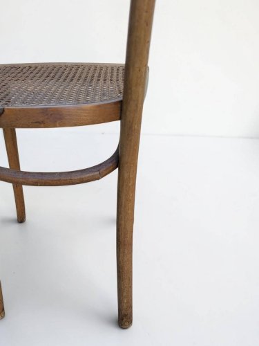 Chaise bistrot cannée
