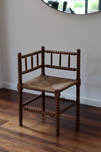 Chaise dangle ancienne en bois tourné