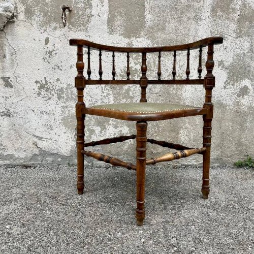 Chaise d’angle ancienne