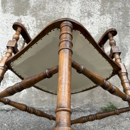 Chaise d’angle ancienne