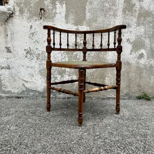 Chaise d’angle ancienne