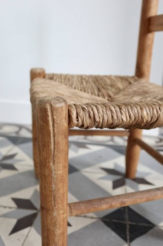 Chaise denfant ancienne en bois et assise paillé