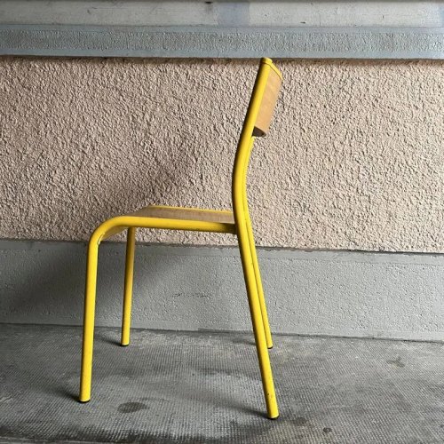 Chaise écolier vintage jaune