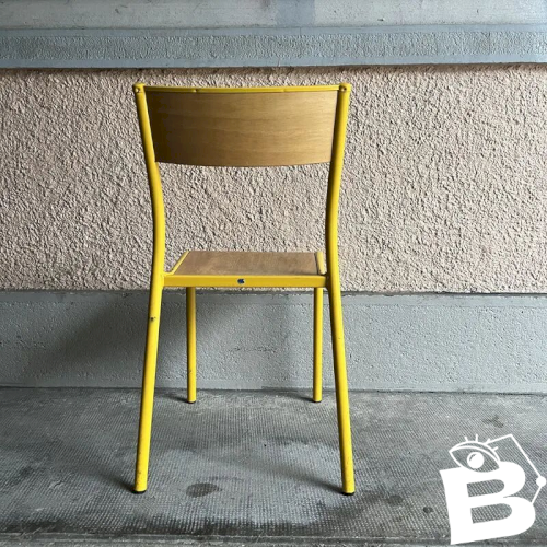 Chaise écolier vintage jaune