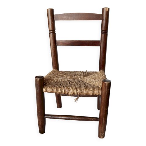 Chaise enfant vintage en bois foncé et assise en paille tressée