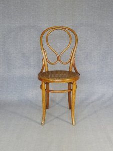 Chair FISCHEL No. 20 known as OMEGA, circa 1890 with original caning. No Thonet.