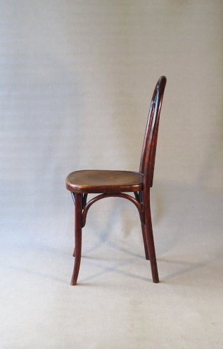 Chaise Fischel N°396 vers 1929, variante de Thonet 738/XI