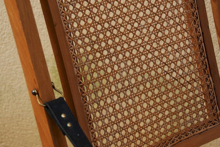 Chaise longue cannée XIXème siècle de style colonial