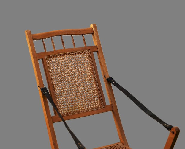 Chaise longue cannée XIXème siècle de style colonial